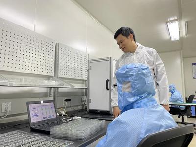 坚定勇毅前行 在高质量发展中提升含金量擦亮显示度!党的十九届六中全会精神持续引发我县党员干部职工热烈反响